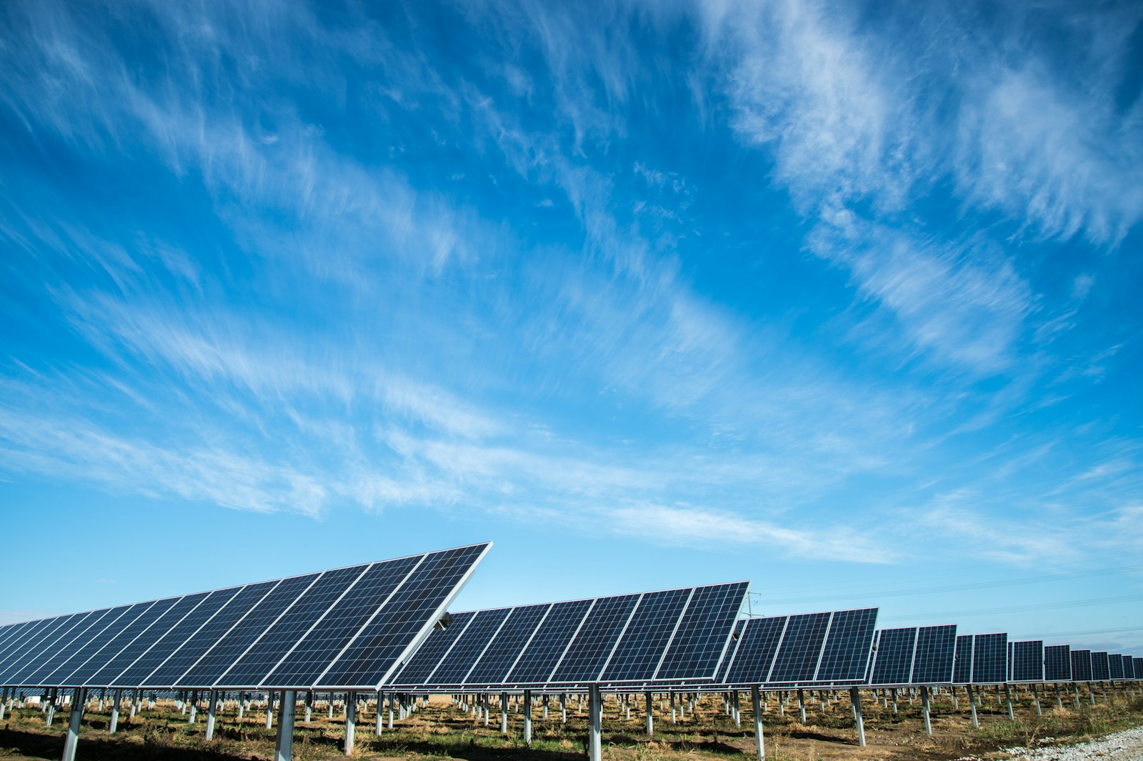 Paneles solares representativos de la inversión en Quintana Roo